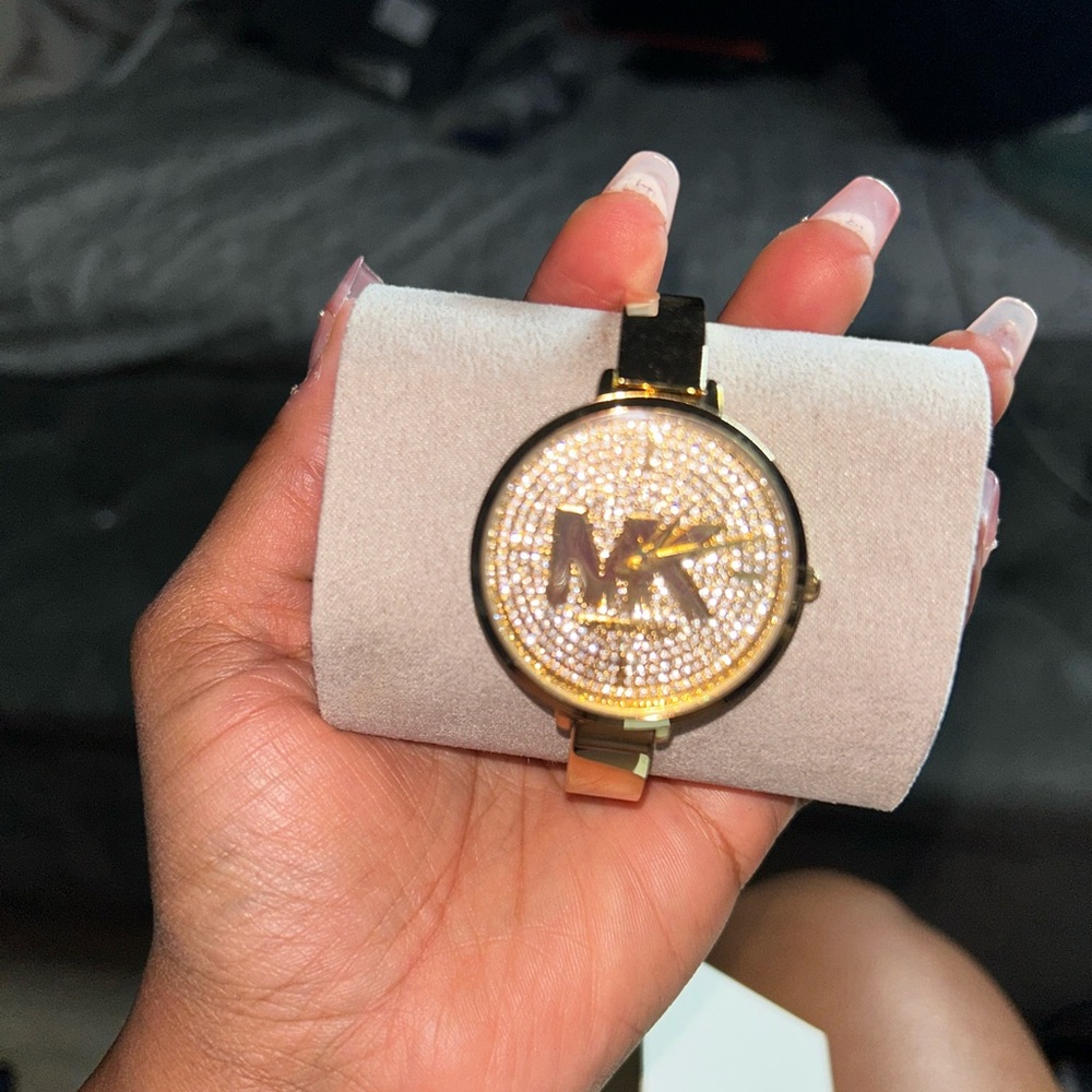 🚨SOLD🚨Michael Kors Bling Watch